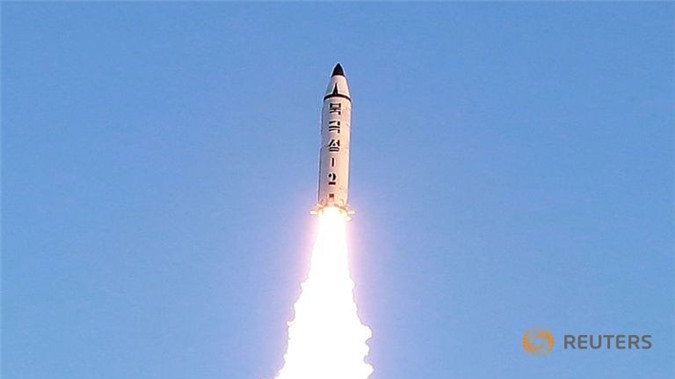 Thông tin chi tiết về loại tên lửa Triều Tiên mới phóng thử