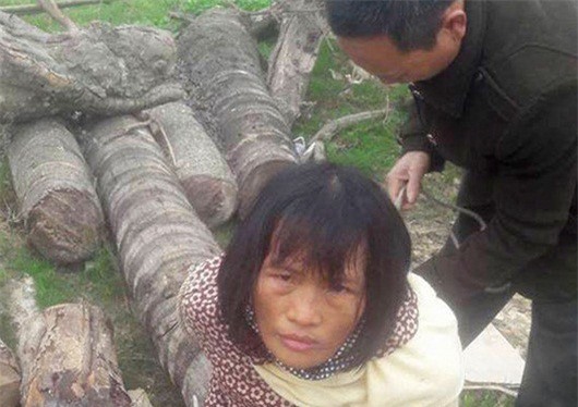 Triệu tập thanh niên tung clip người phụ nữ bắt cóc trẻ em