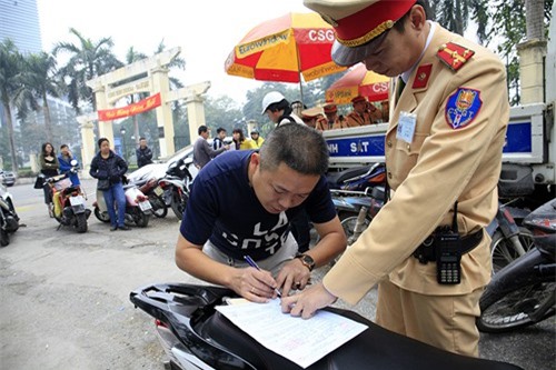 Chính thức xử phạt phương tiện lấn làn buýt nhanh BRT