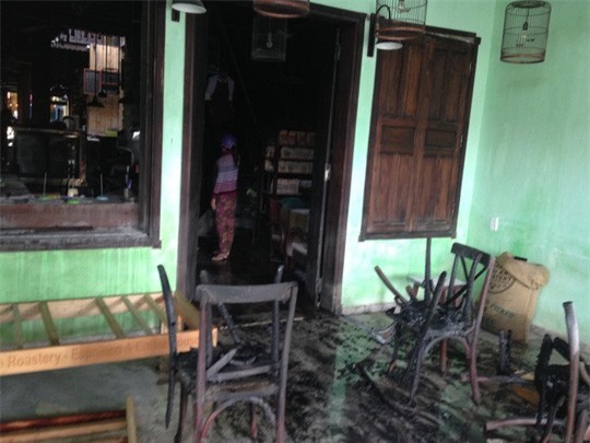 Nhà ở phố cổ Hội An bốc cháy thiêu rụi nhiều tài sản