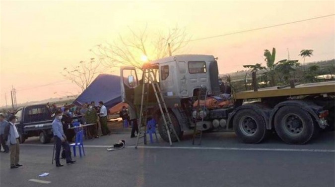 Đã xác minh được danh tính tài xế tử vong trong cabin ôtô