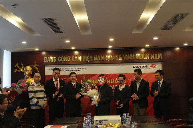 Xổ số Vietlott: Người Hà Nội trúng độc đắc 31 tỷ nói gì?