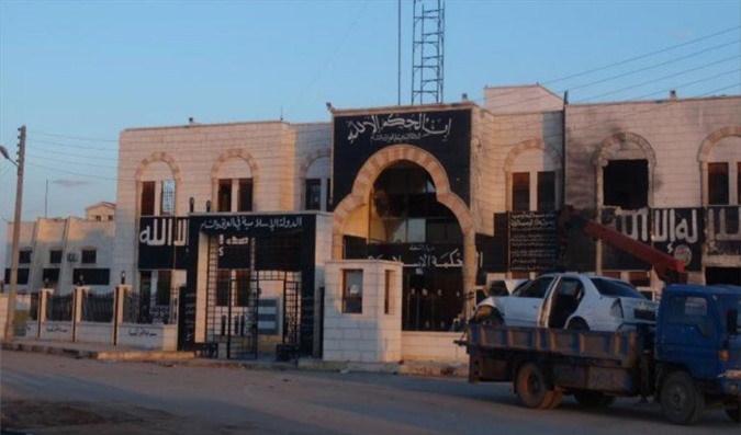Sợ bị thất thủ, hàng loạt thủ lĩnh IS tháo chạy khỏi Raqqa, Syria