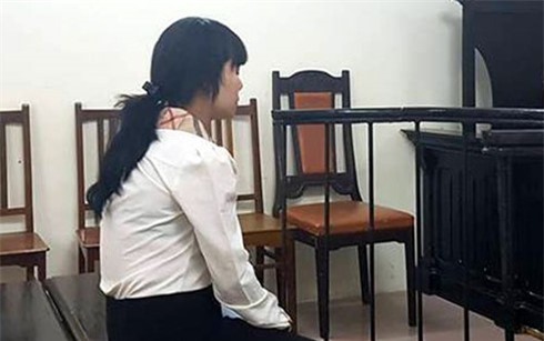 Tiếp viên quán kraoke bán dâm giá 2 triệu đồng