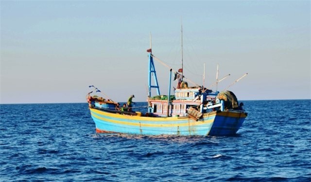 Rơi xuống biển khi đi vệ sinh, một người dân tử vong