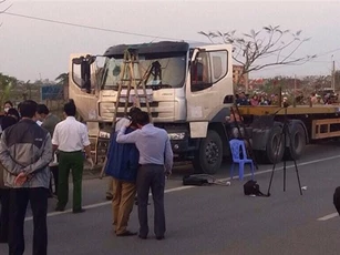 Vụ tài xế chết trong cabin ở Bắc Ninh: Đã bắt được 2 nghi phạm