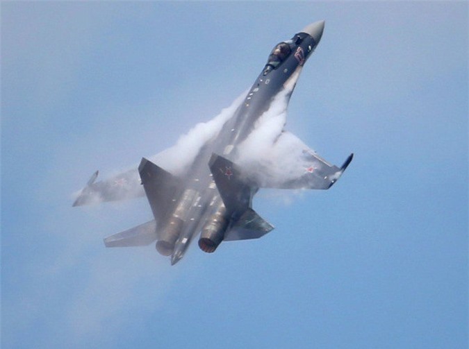 UAE quan tâm đến việc mua máy bay chiến đấu Su-35