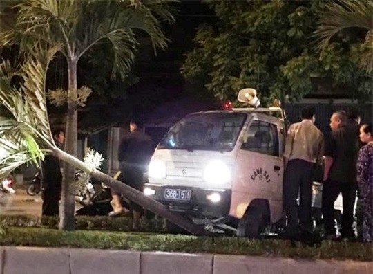 Xe công an phường gây tai nạn, 1 người đi bộ tử vong