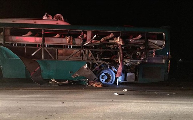 Hiện trường kinh hoàng vụ nổ xe khách giường nằm ở Bắc Ninh