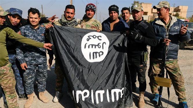 Iraq lần đầu không kích IS trên lãnh thổ Syria