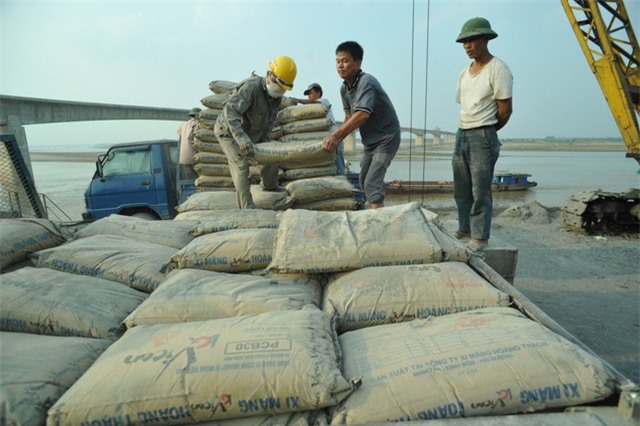 Tiêu thụ xi măng giảm mạnh trong nửa đầu tháng 2/2017