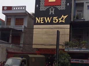 Đột kích quán karaoke ở Hải Phòng, 18 dân chơi đang "bay lắc"