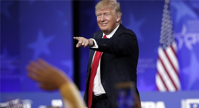 Trump "trêu đùa" chiến thắng của tân lãnh đạo Dân chủ Mỹ