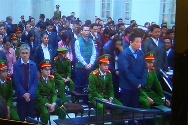 Xét xử vụ án Oceanbank: Tạm đình chỉ vụ án đối với 1 bị cáo