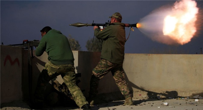 Quân đội Iraq giành cây cầu thứ 4 qua sông Tigris ở Mosul