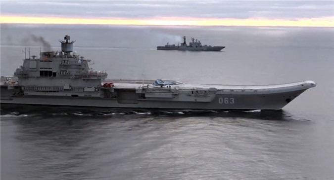 Đô đốc Grigorovich mang tên lửa Kalibr của Nga tới gần Syria