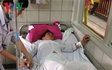 Hà Nội: 7 người ngộ độc rượu Methanol phải nhập viện