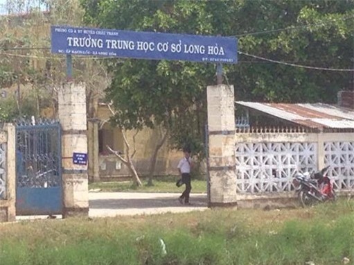 60 học sinh Trà Vinh ngộ độc vì hít phải thuốc trừ sâu