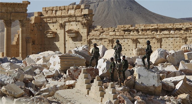 Không quân Nga hỗ trợ Syria hoàn thành chiếm đóng Palmyra