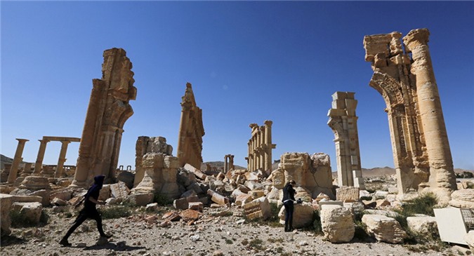 Quân đội Syria truy quét IS ở các khu vực phía tây Palmyra