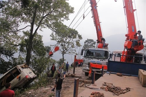 Tiết lộ nguyên nhân vụ tai nạn xe khách ở Lào Cai