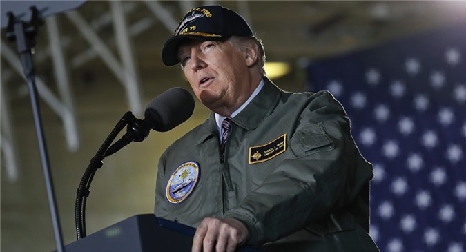 Cựu Giám đốc tình báo Mỹ bác cáo buộc "nghe lén" của ông Trump