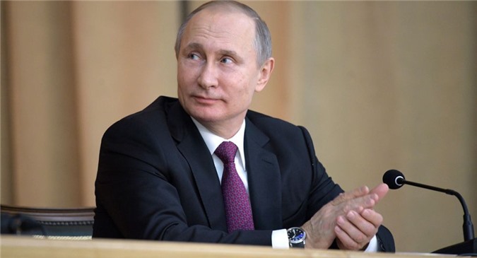 The New Yorker của Mỹ ra ấn bản trang bìa để ảnh Tổng thống Nga Putin