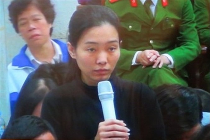 Xét xử vụ án Oceanbank: Hàng tỷ đồng chi lãi ngoài nhận trong 30 giây?