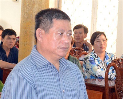 Trung tá Campuchia mang súng bắn chết chủ tiệm vàng lĩnh án