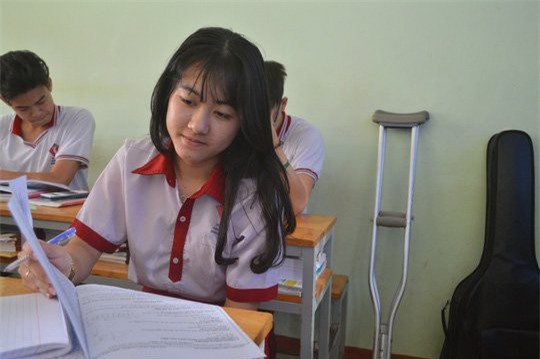 Nữ sinh bị cưa chân đạt huy chương bạc Olympic Địa lý