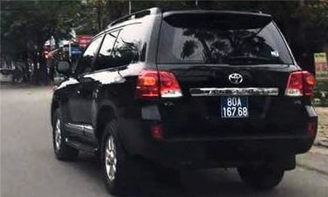 Doanh nghiệp tặng xe sang, Tỉnh ủy Nghệ An lên tiếng