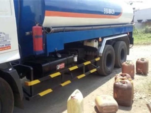 Tóm gọn đường dây rút trộm xăng dầu từ xe bồn gần cảng Cát Lái