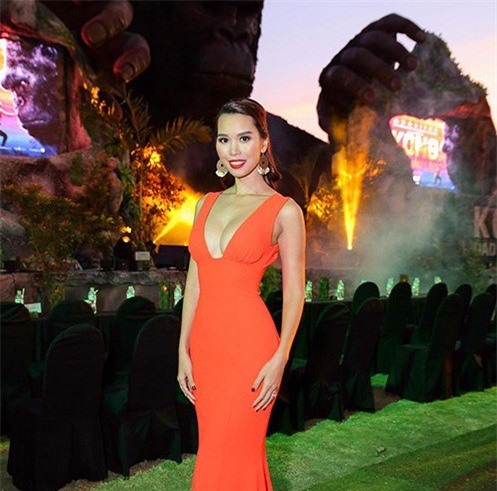 Hà Anh, Lan Khuê kể về sự cố "Kong bốc cháy"