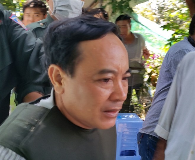 Trưởng phòng Tư pháp huyện bị cấp dưới đâm thủng bụng