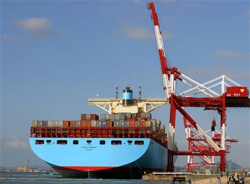 Việt Nam nhập siêu hơn 800 triệu USD