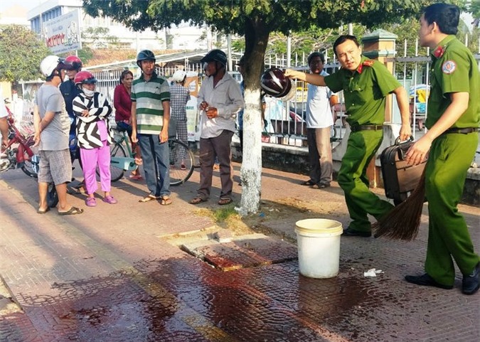 Tiết lộ nguyên nhân đôi nam nữ tử vong trên vỉa hè