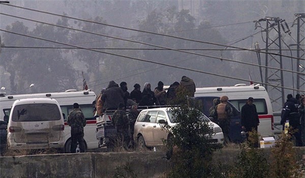 Syria: Hàng trăm tay súng IS và người thân tháo chạy khỏi Raqqa 