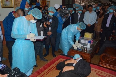 D&#x1ECB;ch c&#xFA;m gia c&#x1EA7;m: H&#xE0; N&#x1ED9;i xu&#x1EA5;t hi&#x1EC7;n b&#x1EC7;nh nh&#xE2;n nghi m&#x1EAF;c H7N9