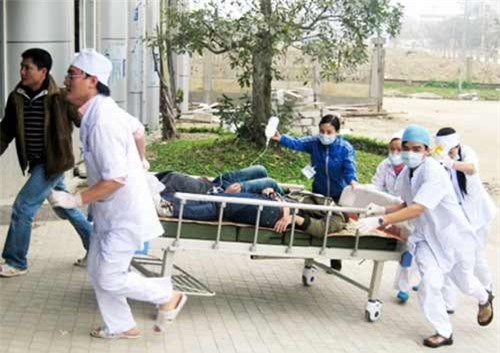 17 người nghi ngộ độc cấp cứu sau khi ăn cưới ở Thái Nguyên