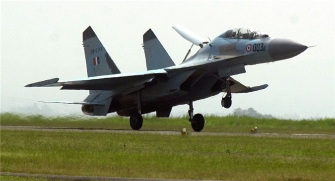 Chiến đấu cơ Su-30MKI rơi ở Ấn Độ