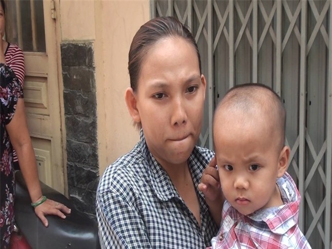 Bảo mẫu đánh trẻ mầm non ở Sài Gòn: Phụ huynh "sốc" nặng