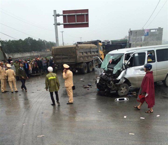 Tai nạn xe đón dâu ở Hà Nam: Hỗ trợ kinh phí cho gia đình nạn nhân