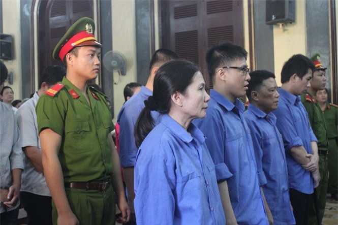 Chiếm đoạt 47 tỷ đồng, cựu giám đốc Agribank Bến Thành hầu tòa 