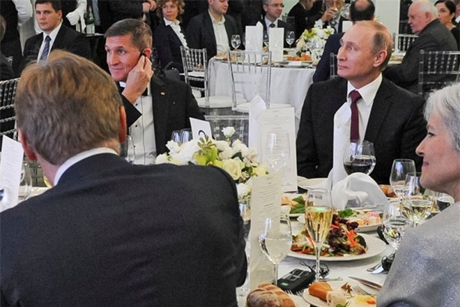 Cựu cố vấn an ninh Mỹ Michael Flynn bị nghi nhận 55.000 USD từ Nga