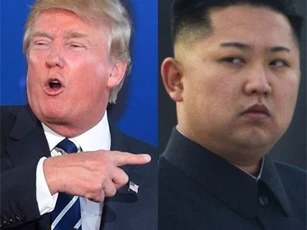 Trump "tiếp lời" Tillerson cảnh báo Triều Tiên