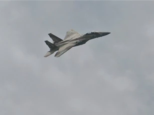 Israel tấn công các vị trí quân sự của Syria để giúp khủng bố
