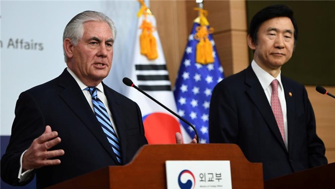 Ngoại trưởng Mỹ Rex Tillerson chỉ "rung cây dọa... Triều Tiên"?