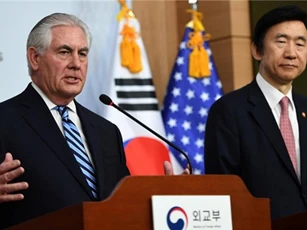 Ngoại trưởng Mỹ Rex Tillerson chỉ "rung cây dọa... Triều Tiên"?