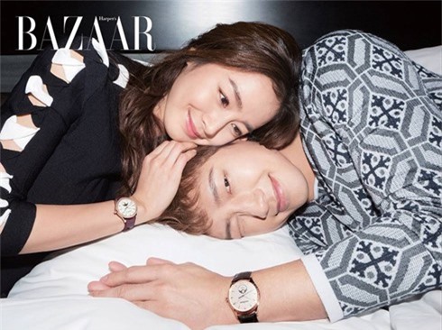 Kim Tae Hee tình tứ bên Bi Rain trên tạp chí Harper's Bazaar