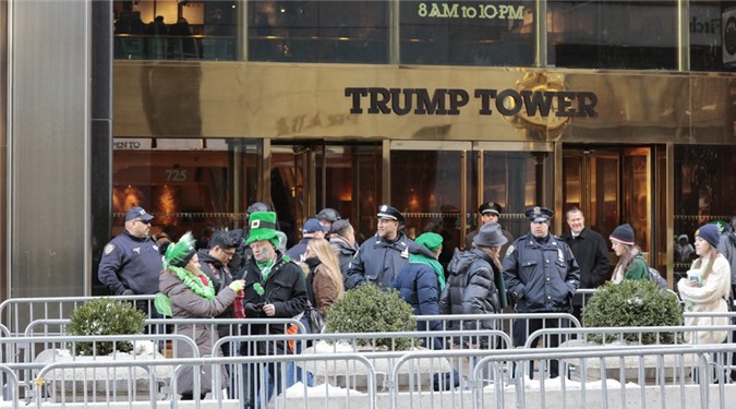 FBI từng nghe lén Tháp Trump để bắt "tội phạm người Nga"